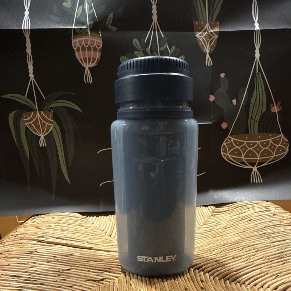 Stanley 24 oz water bottle /14 oz mug Blue nesting set